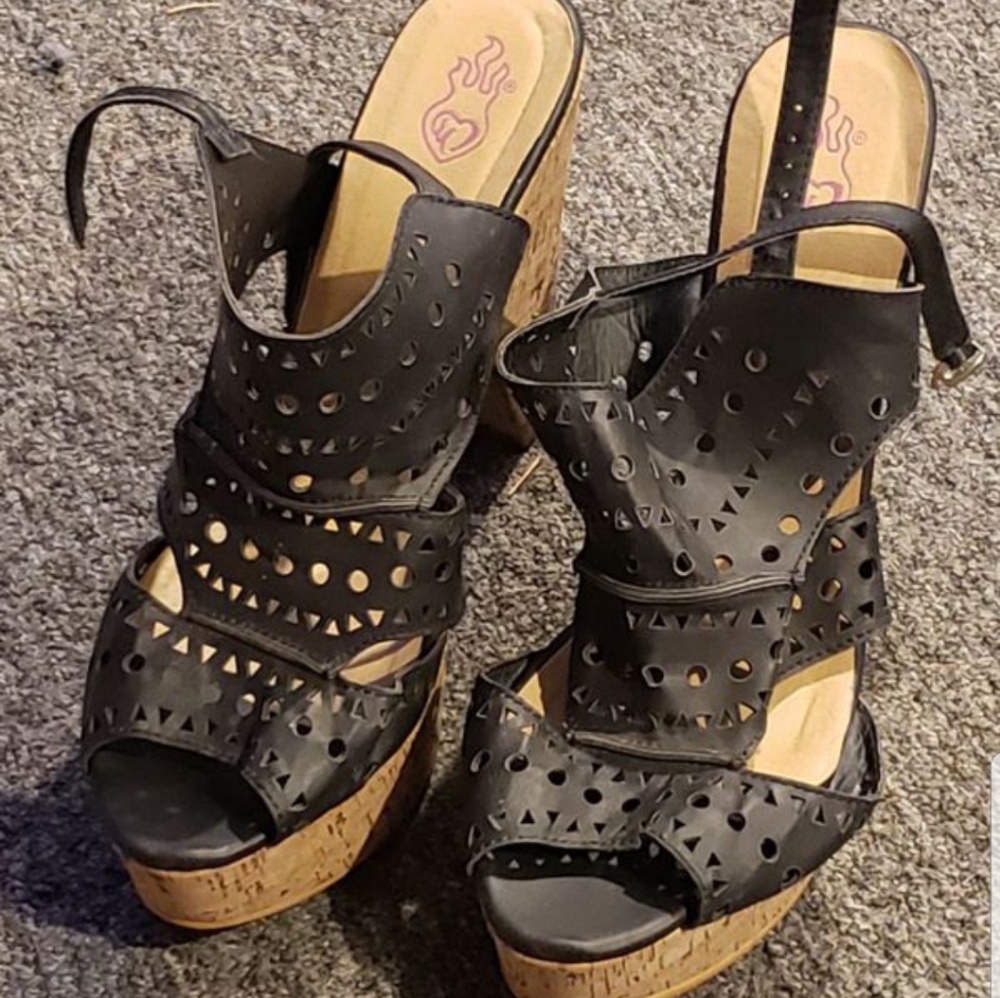 Torrid black high heel wedges